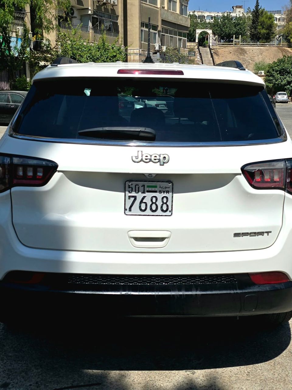  تأجير سيارات يومية (جيب كومباس)