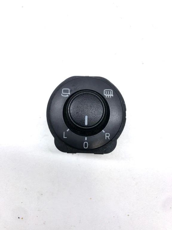 مفتاح مراية A7 ضم