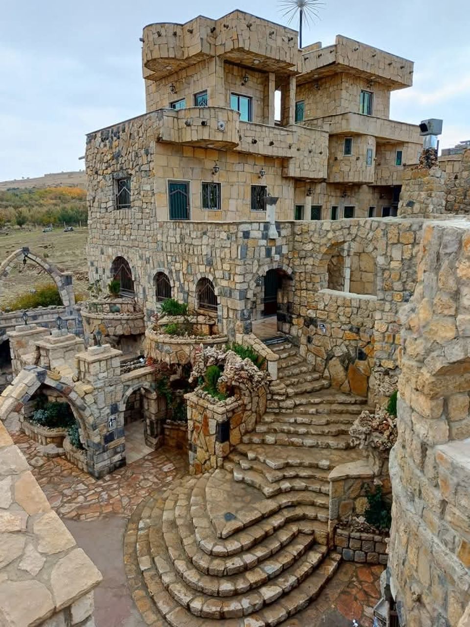 مطعم قلعة بالميرا