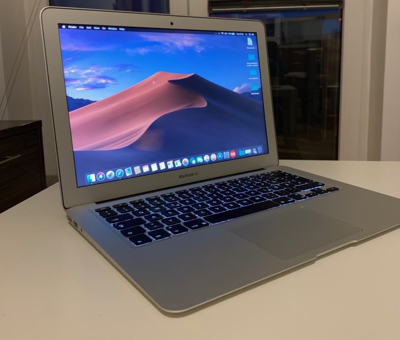 Apple MacBook Air 13" (MacOS Catalina) Grade B
