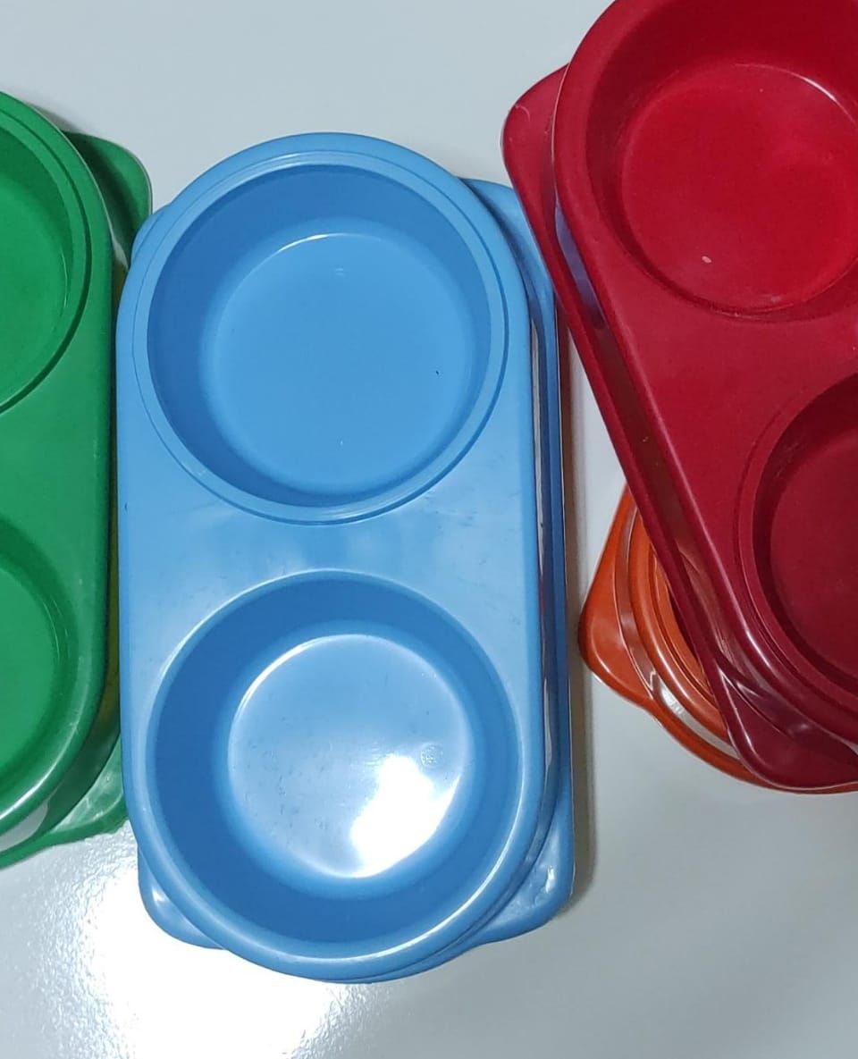 أوعية مزدوجة للمياه والطعام للحيوانات الأليفة