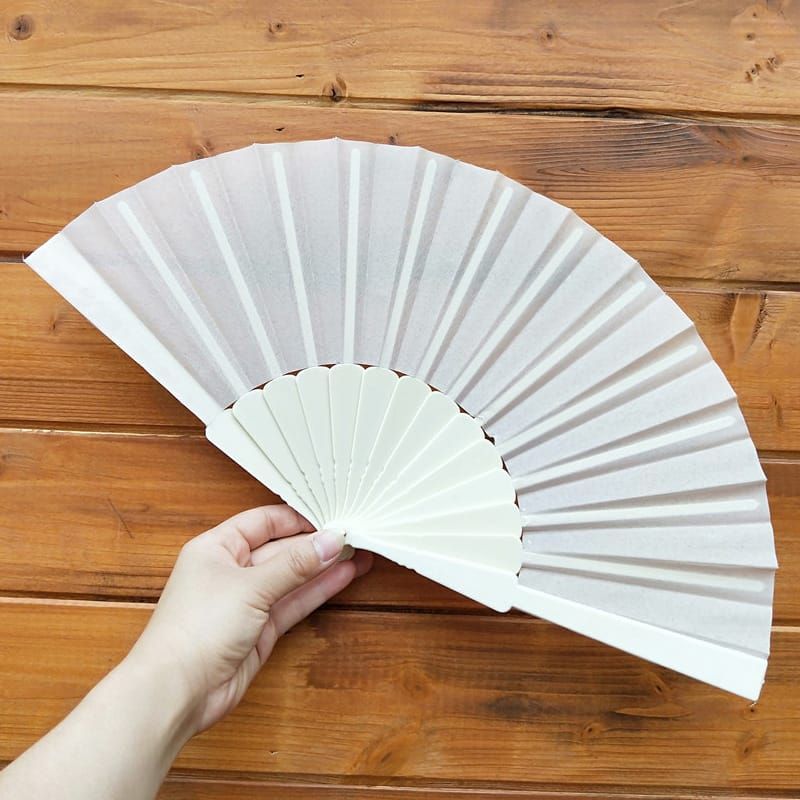 مروحة يد قابلة للطي من القماش