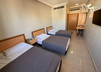 غرفة ثلاثية