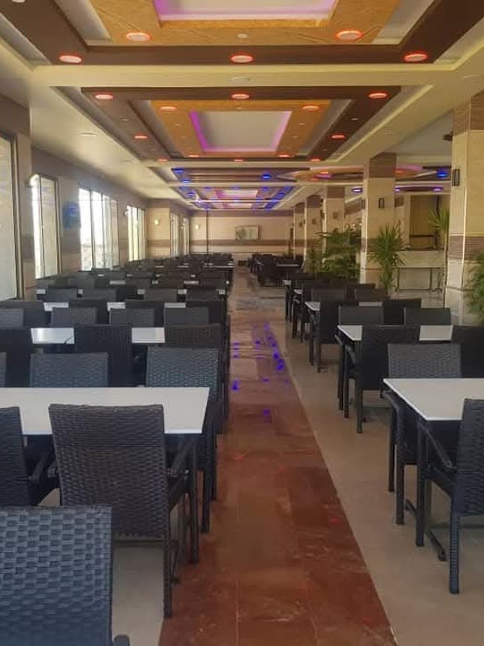 مطعم زهرة الروضة